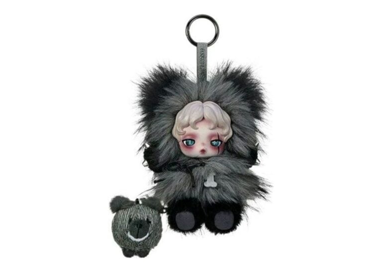 Pop Mart SKULLPANDA You Found Me! Series Buddy Doggie Secret Edition Plush Doll Pendant