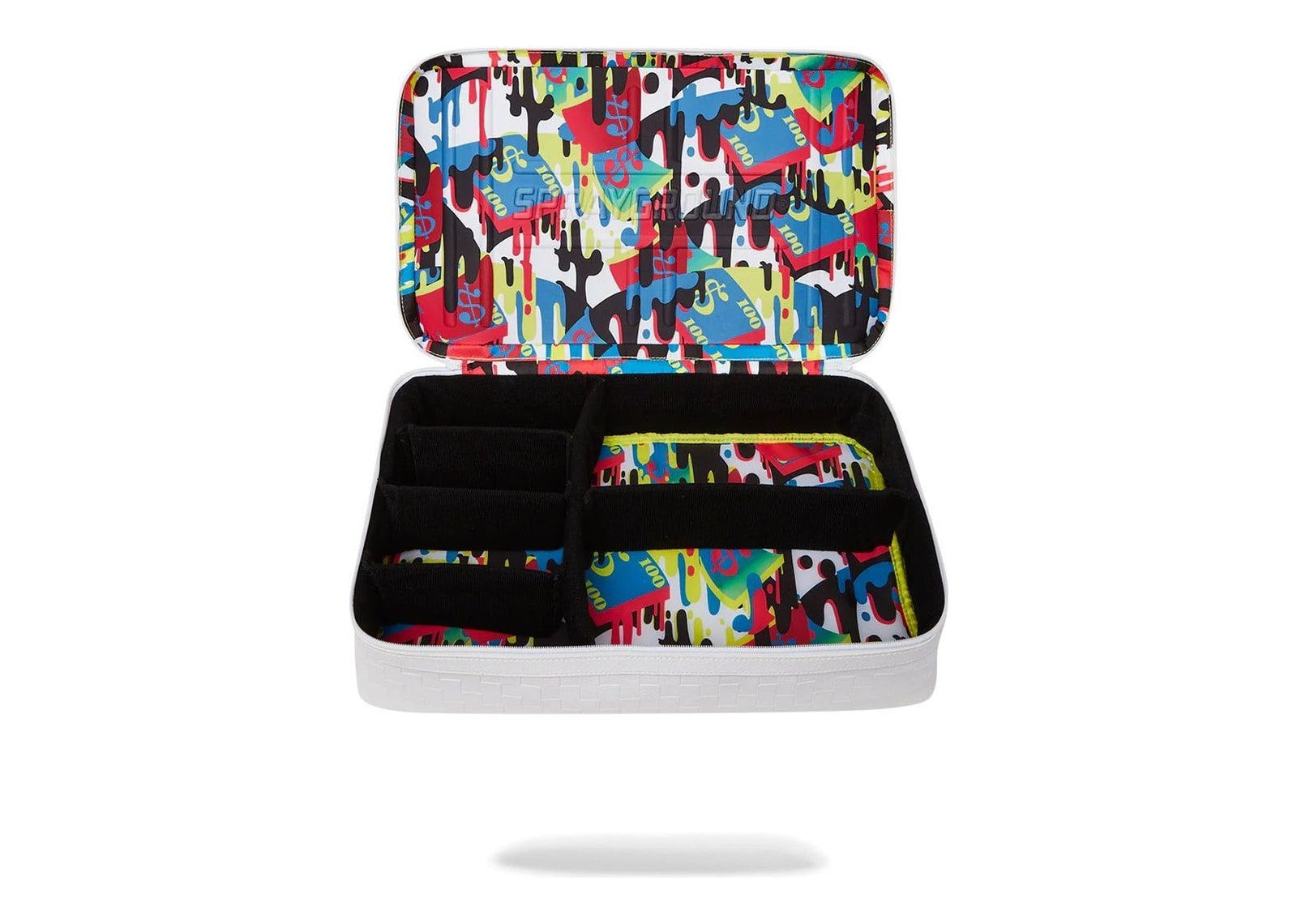 Sprayground Shark Trip Stiletto Duffle White - görsel 12