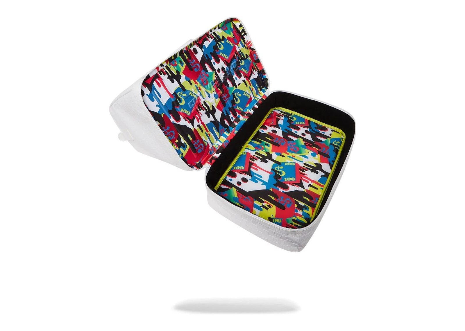 Sprayground Shark Trip Stiletto Duffle White - görsel 13