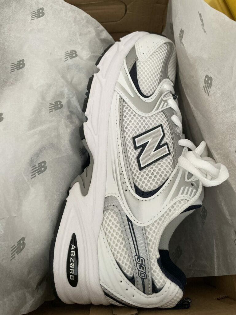Müşteri fotoğrafı: New Balance 530 White Silver Navy