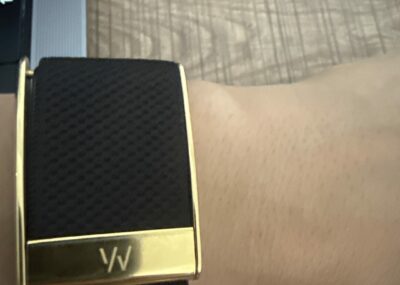 Whoop Obsidian with Gold SuperKnit Luxe Band - müşteri fotoğrafı
