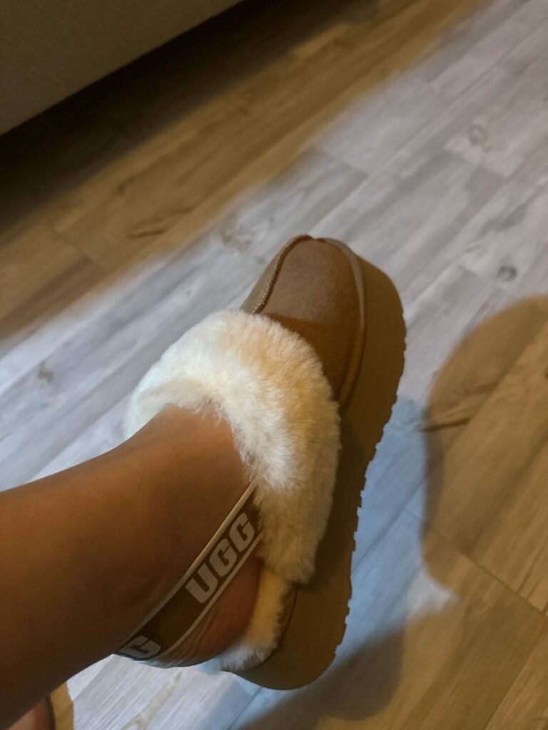 Müşteri fotoğrafı: UGG Funkette Slipper Chestnut (W)