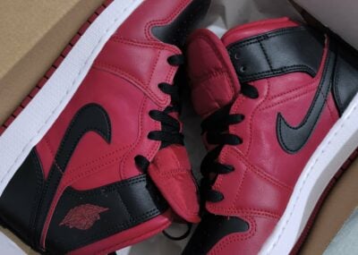 Nike Air Jordan 1 Mid Reverse Bred (2021) (GS) - müşteri fotoğrafı