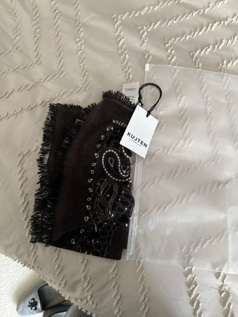 Müşteri fotoğrafı: Kujten Small Hachi Bandana Brown