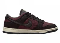Nike Dunk Low SE Fleece Pack Burgundy Crush (W)