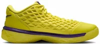 Kobe 3 Low Protro Dynamic Yellow