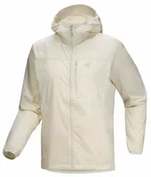 Arc’teryx Squamish Hoody Sea Salt