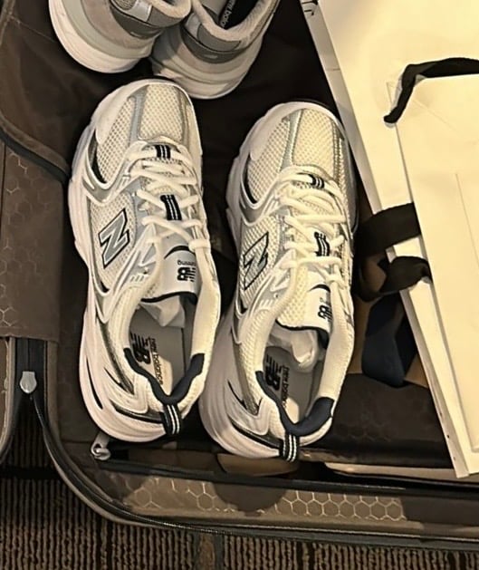 Müşteri fotoğrafı: New Balance 530 White Silver Navy