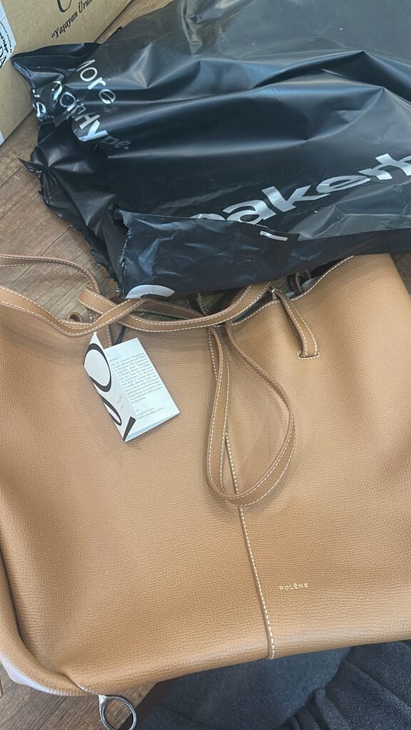 a0f8e735 e684 4a54 a2cf 6c70dba758ff