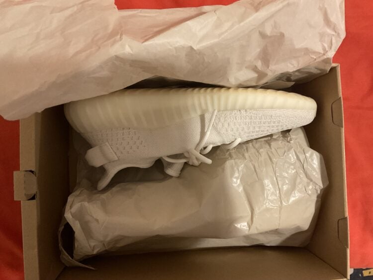 Müşteri fotoğrafı: adidas Yeezy Boost 350 V2 Bone