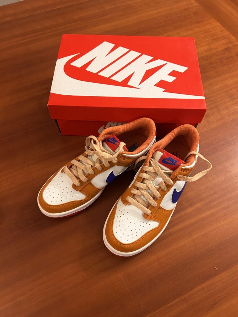 Müşteri fotoğrafı: Nike Dunk Low Hot Curry Game Royal (GS)