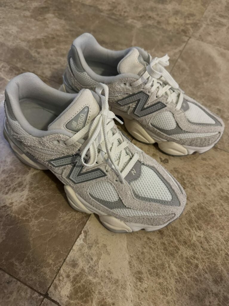 Müşteri fotoğrafı: New Balance 9060 Moonbeam Sea Salt