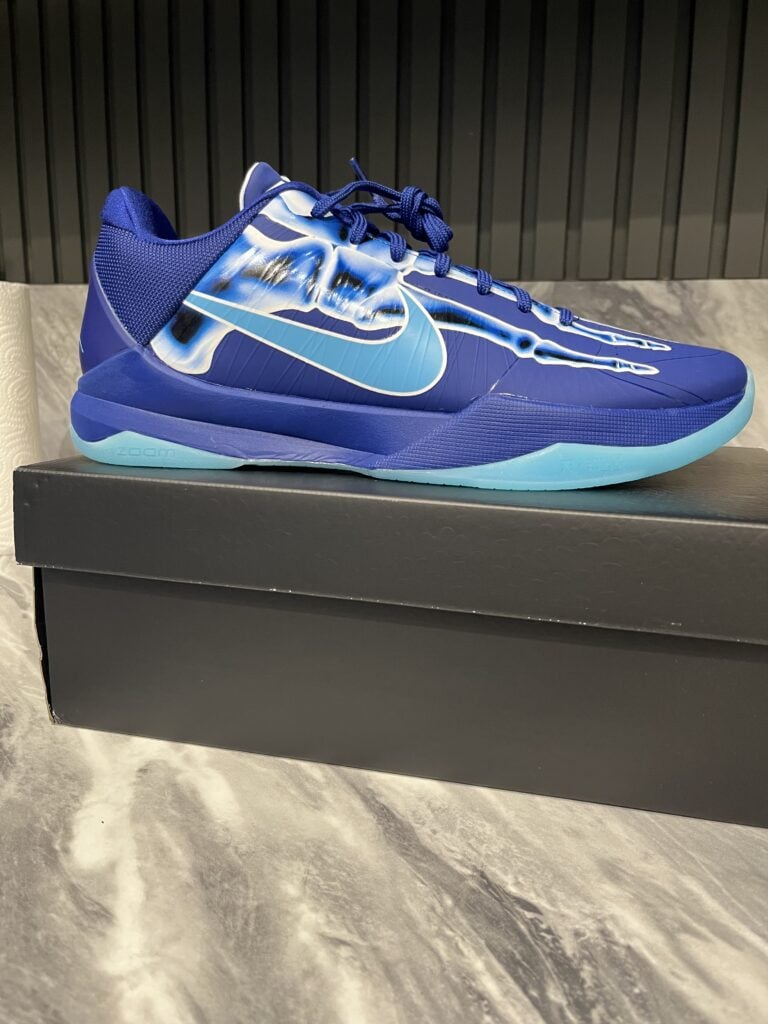 Müşteri fotoğrafı: Nike Kobe 5 Protro X-Ray